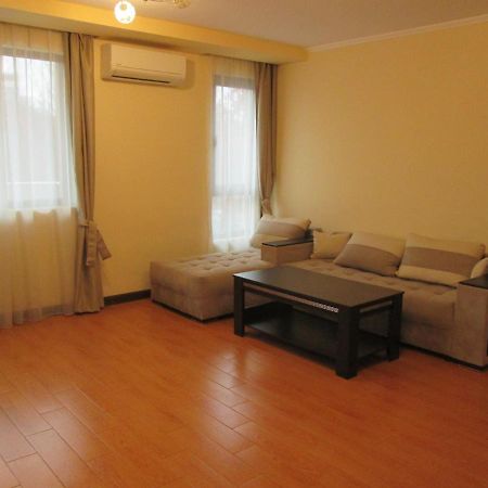 One Bedroom Apartment 1 - Restaurant Stadium Plovdiv פלובדיב מראה חיצוני תמונה